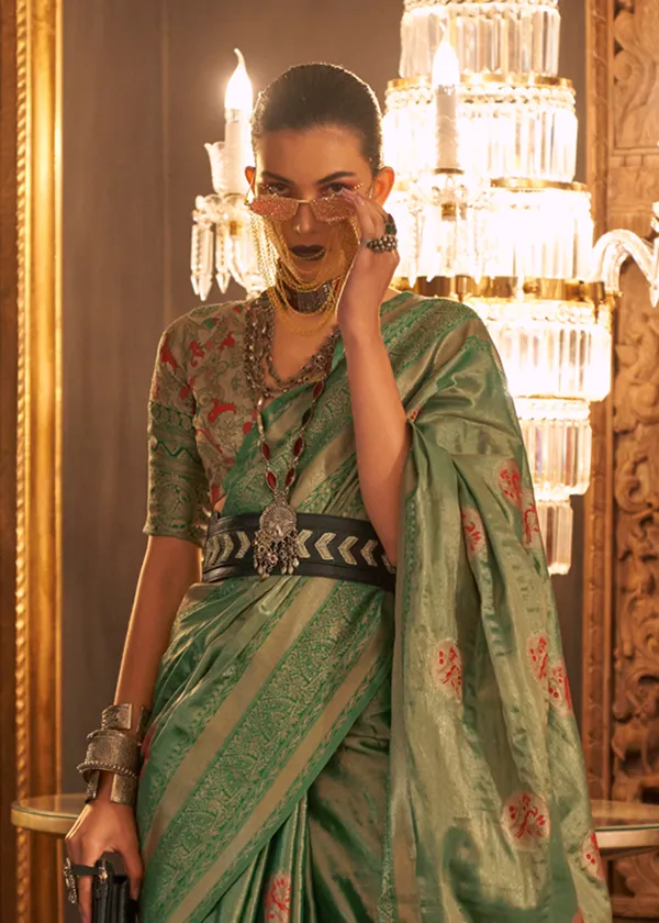 Green_Handloom_Weaving_Silk_Saree