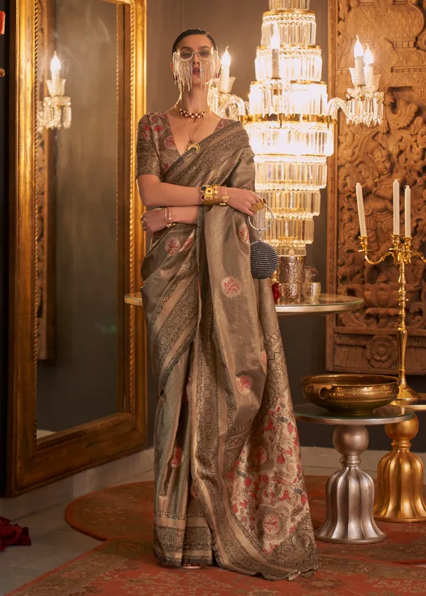 Gold_Black_Handloom_Weaving_Silk_Saree