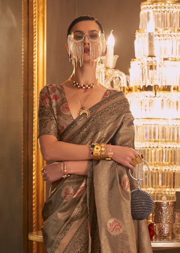 Gold_Black_Handloom_Weaving_Silk_Saree