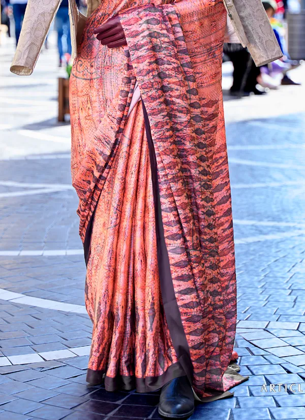 Peach_Two_Tone_Handloom_Weaving_Saree