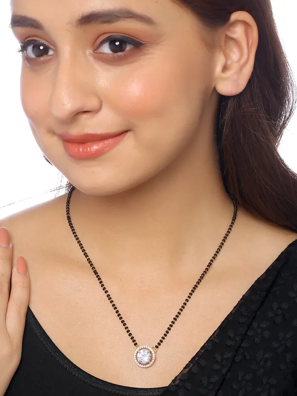 Single_Stone_Mangalsutra_for_Women
