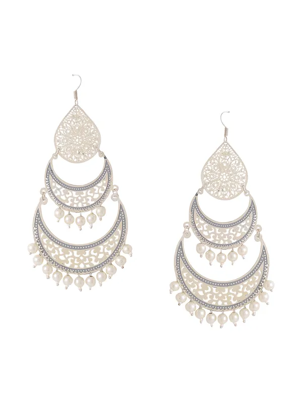 Silver_Aliya_Chandbali_for_Women