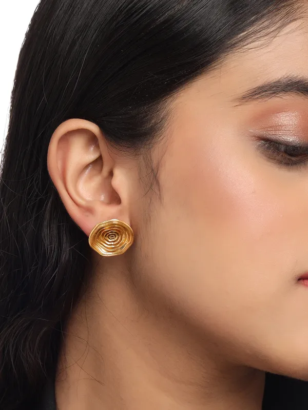 Amara_Studs_for_Women