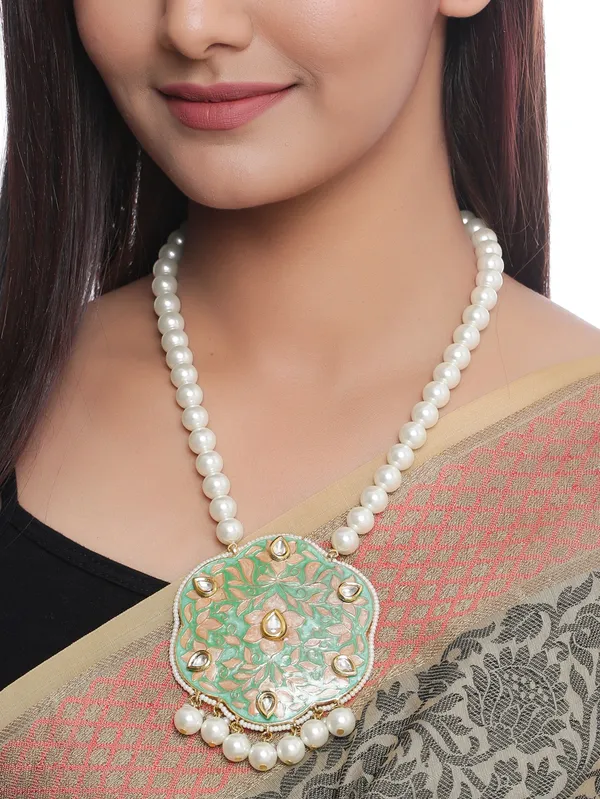 Meena_Pastel_Green_Necklace_for_Women