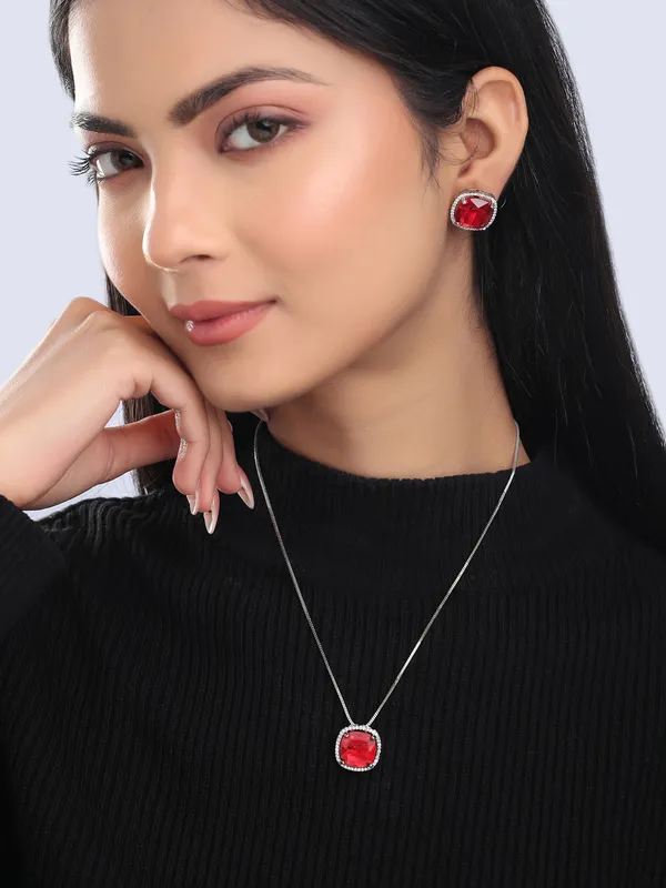 Alora_Red_Pendant_Set