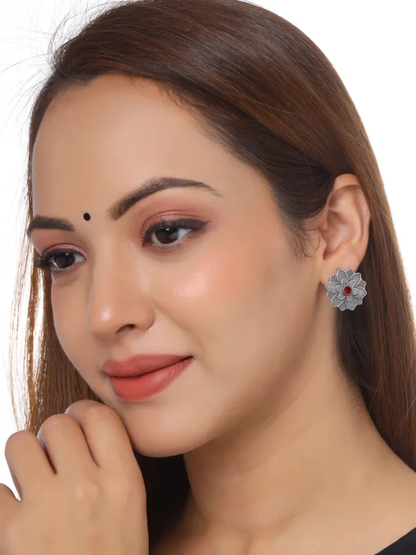 Laila_Flower_Studs_for_Women