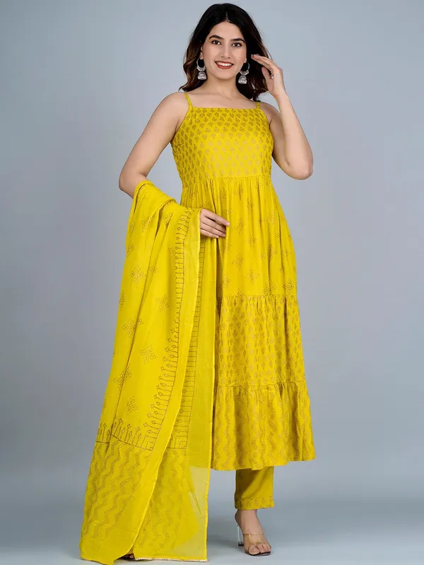 Yellow_Cotton_Kurta_Set_-_Elegant,_Comfortable,_and_Breathable
