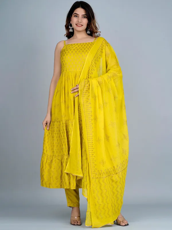 Yellow_Cotton_Kurta_Set_-_Elegant,_Comfortable,_and_Breathable