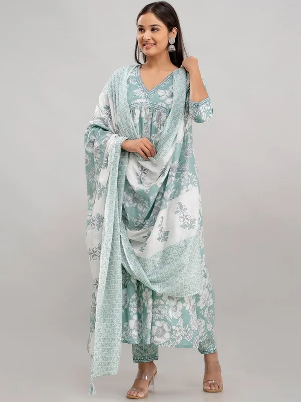 Green_Floral_Print_Pure_Cotton_Kurta_With_Pant_&_Dupatta
_Set