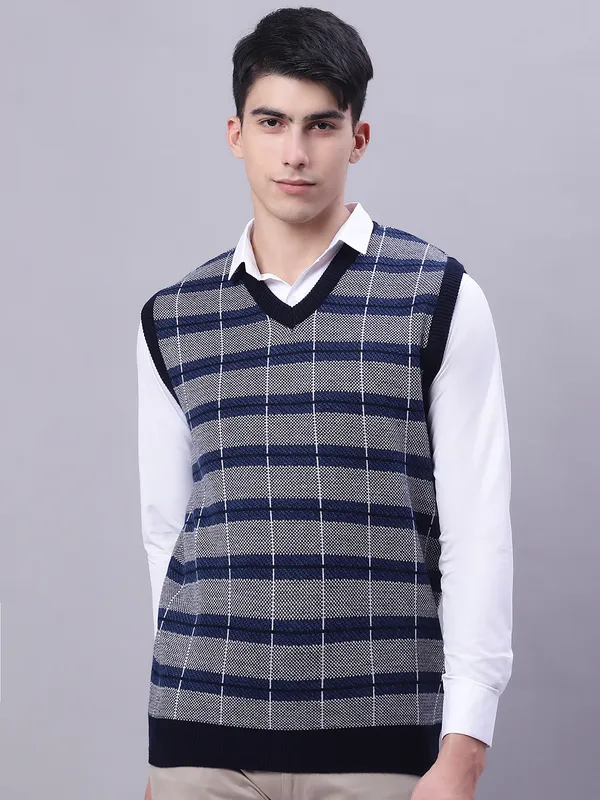 Men_Acrylic_Blend_Wool_Self_Design_V_Neck_Sleeveless_Sweater
