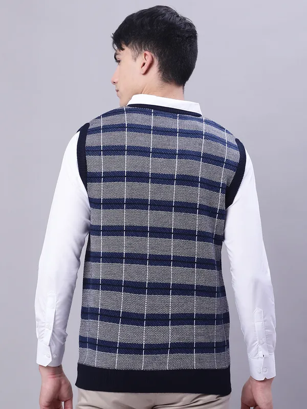 Men_Acrylic_Blend_Wool_Self_Design_V_Neck_Sleeveless_Sweater