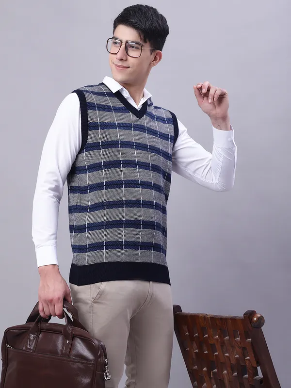 Men_Acrylic_Blend_Wool_Self_Design_V_Neck_Sleeveless_Sweater