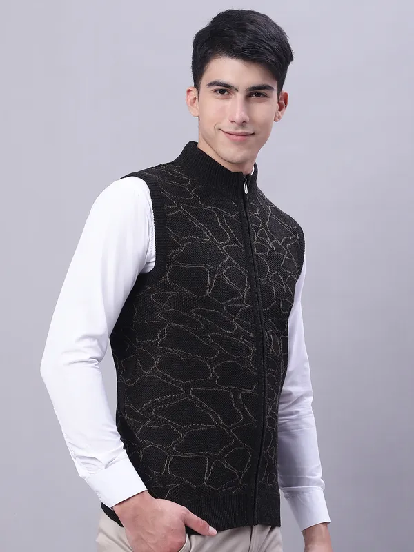 Men_Acrylic_Blend_Wool_Self_Design_Zipper_Sleeveless_Sweater