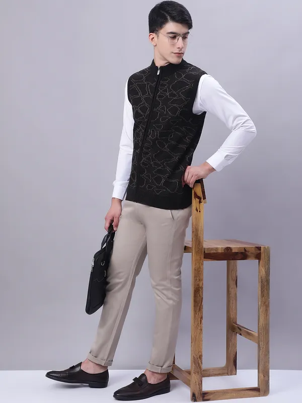 Men_Acrylic_Blend_Wool_Self_Design_Zipper_Sleeveless_Sweater