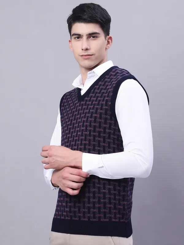 Men_Acrylic_Blend_Wool_Self_Design_V_Neck_Sleeveless_Sweater