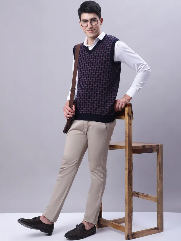 Men_Acrylic_Blend_Wool_Self_Design_V_Neck_Sleeveless_Sweater
