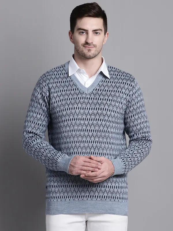 Men_Acrylic_Blend_Wool_Self_Design_V_Neck_Sweater