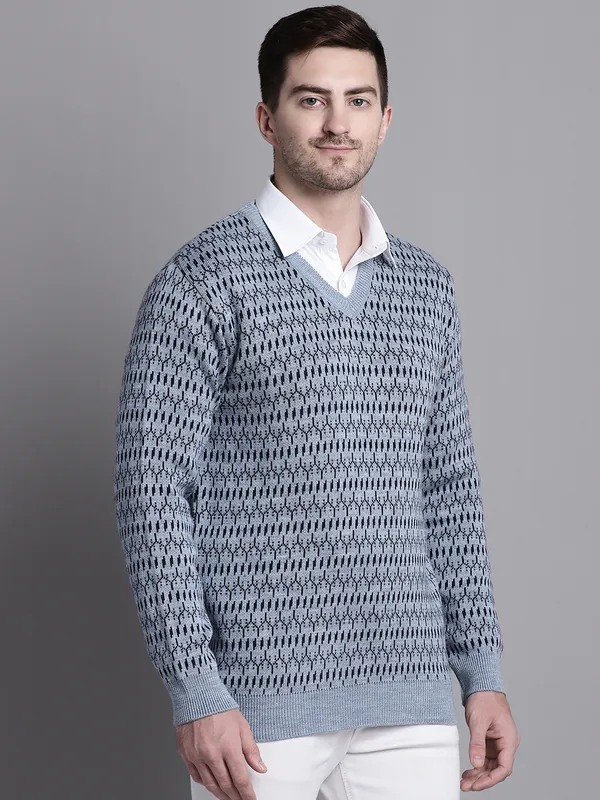 Men_Acrylic_Blend_Wool_Self_Design_V_Neck_Sweater