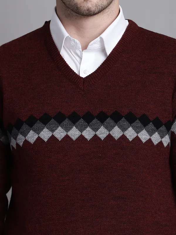 Men_Acrylic_Blend_Wool_Self_Design_V_Neck_Sweater