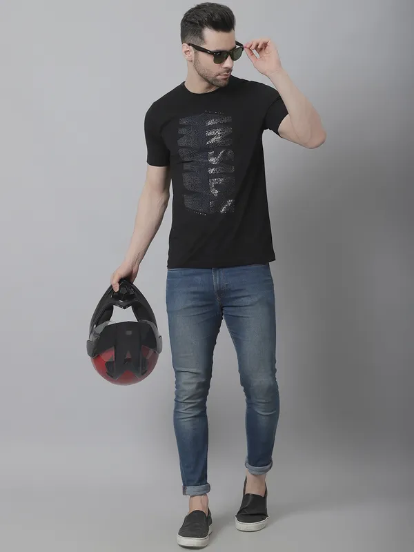 Men_Printed_Round_Neck_Black_Cotton_T-Shirt