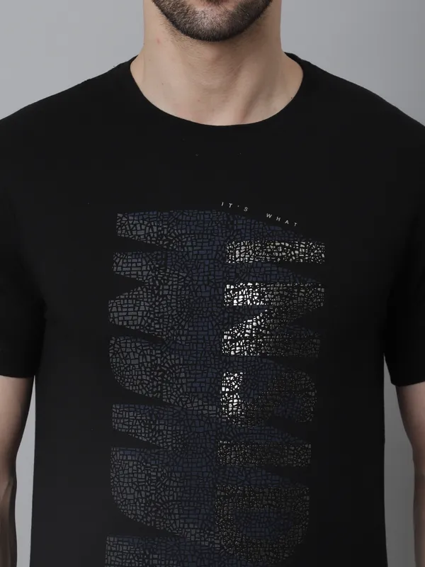 Men_Printed_Round_Neck_Black_Cotton_T-Shirt