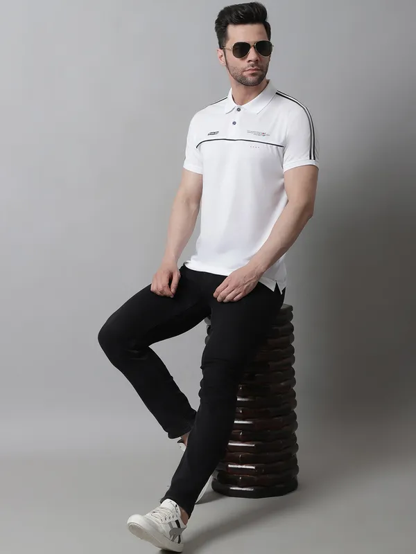Men_Polo_Neck_White_Printed_Cotton_T-Shirt