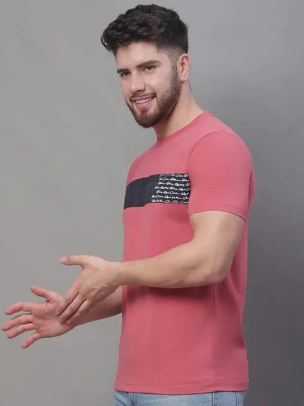 Men_Printed_Brick_Round_Neck_Cotton_T-Shirt