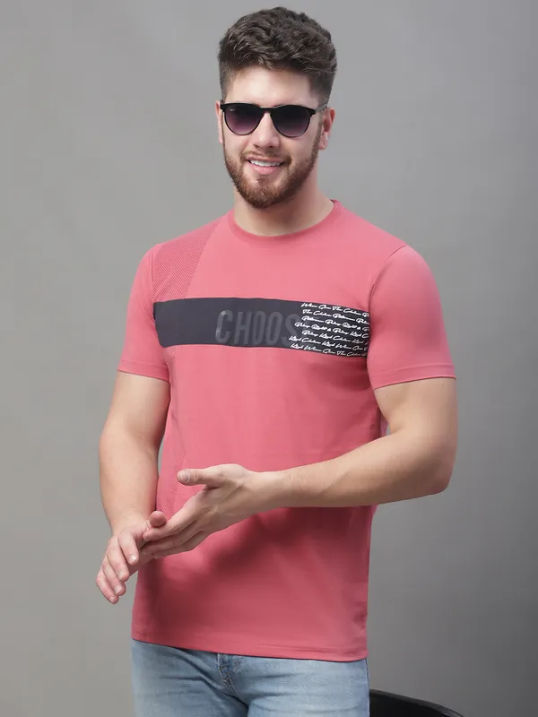 Men_Printed_Brick_Round_Neck_Cotton_T-Shirt