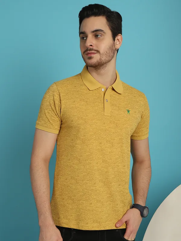 Venitian_Men__Pique_Matty_Cotton_Yellow_Colour_Polo_Neck_All_Over_Printed_T-Shirt