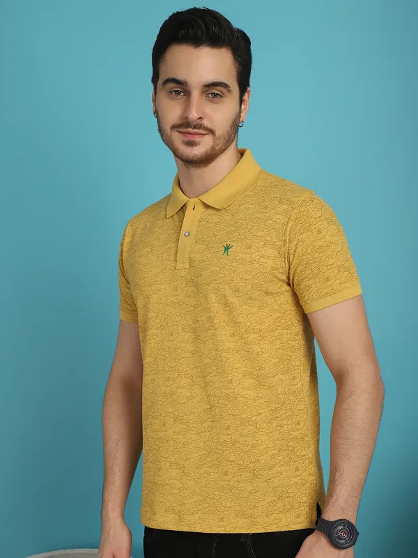 Venitian_Men__Pique_Matty_Cotton_Yellow_Colour_Polo_Neck_All_Over_Printed_T-Shirt
