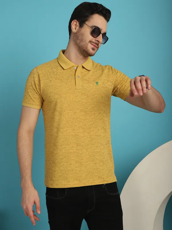Venitian_Men__Pique_Matty_Cotton_Yellow_Colour_Polo_Neck_All_Over_Printed_T-Shirt