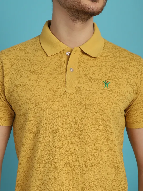 Venitian_Men__Pique_Matty_Cotton_Yellow_Colour_Polo_Neck_All_Over_Printed_T-Shirt