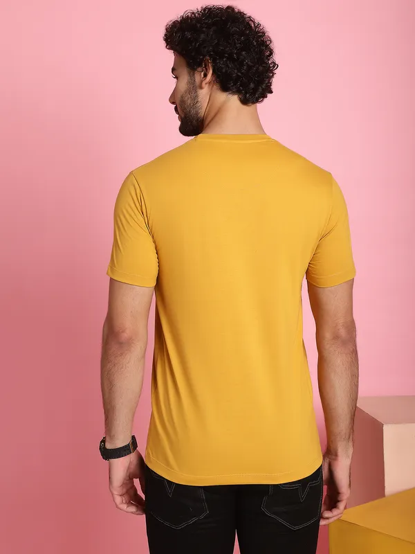 Venitian_Men_Printed_Round_Neck_Yellow_Cotton_T-Shirt