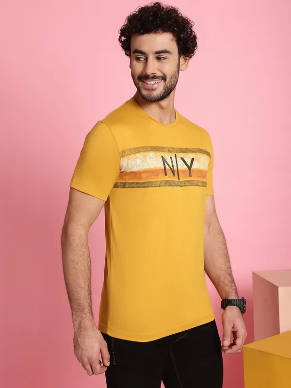 Venitian_Men_Printed_Round_Neck_Yellow_Cotton_T-Shirt
