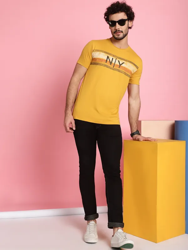Venitian_Men_Printed_Round_Neck_Yellow_Cotton_T-Shirt