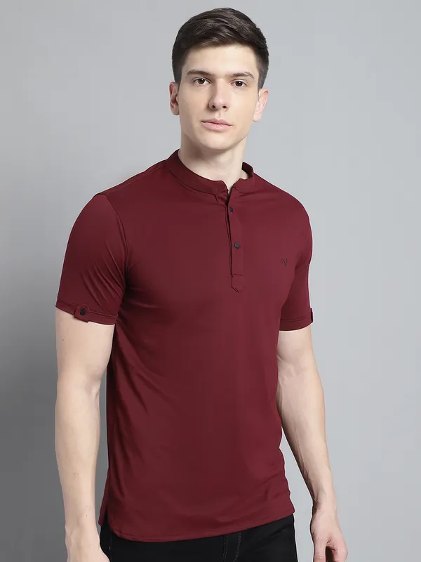 Men_Solid_Kurta_Style_Men_Wine_T-Shirt
