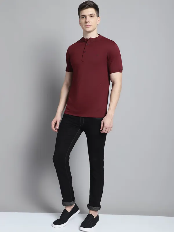 Men_Solid_Kurta_Style_Men_Wine_T-Shirt
