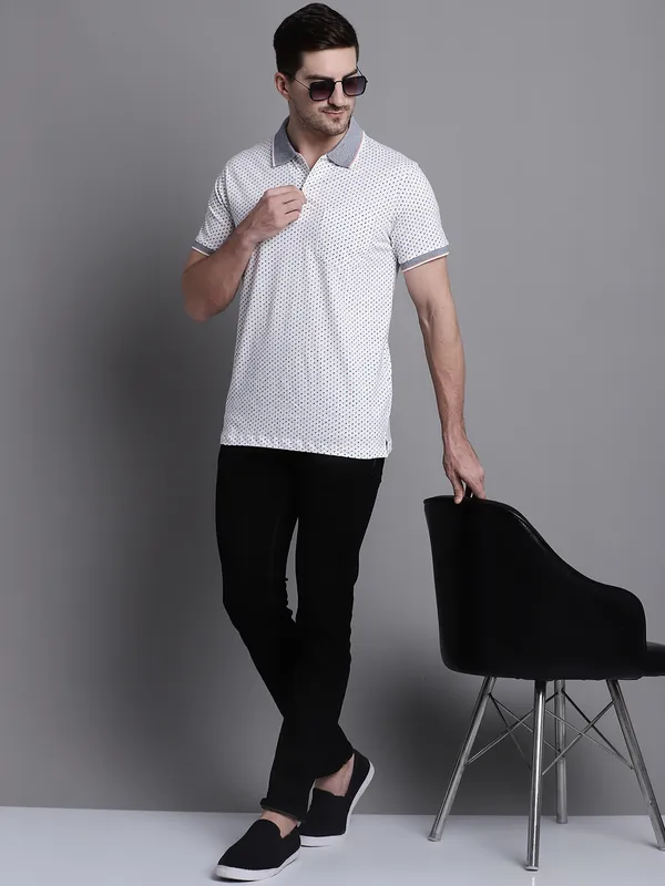 Men_Double_Mercerised_Polo_Neck_White_Cotton_T-Shirt_With_Pocket
