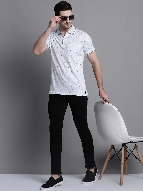 Men_Double_Mercerised_Polo_Neck_White_Cotton_T-Shirt_With_Pocket