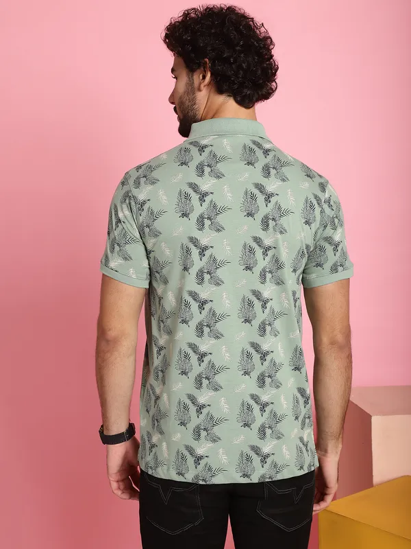 Venitian_Men_Mercerised_Polo_Neck_All_Over_Printed_Green_T-Shirt_With_Pocket