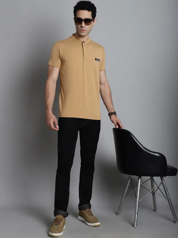 Men_Printed_Polo_Neck_Cotton_Lycra_T-Shirt_With_Pocket