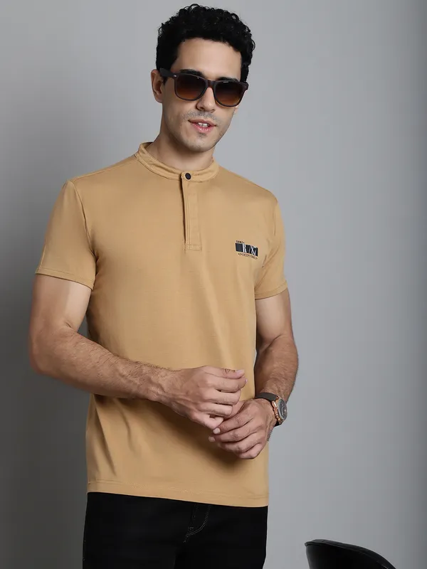 Men_Printed_Polo_Neck_Cotton_Lycra_T-Shirt_With_Pocket