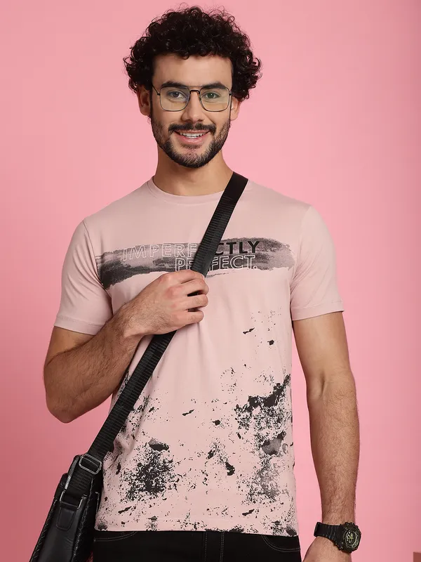 Venitian_Men_Printed_Round_Neck_Pink_Cotton_Lycra_T-Shirt