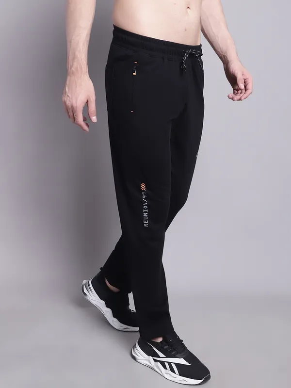 Men_Looper_Knit_Printed_TrackPant