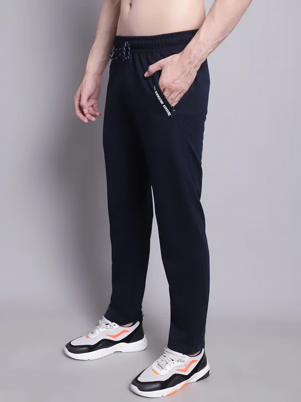 Men_Looper_Knit_Printed_TrackPant