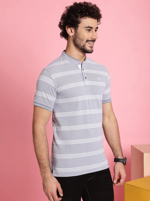 Venitian_Men_Henley_Neck_Striped_Cotton_Light_Grey_T-Shirt