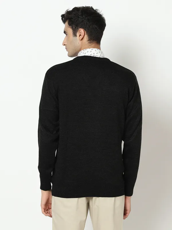Men_Acrylic_Blend_V_Neck_Full_Sleeves_Sweater