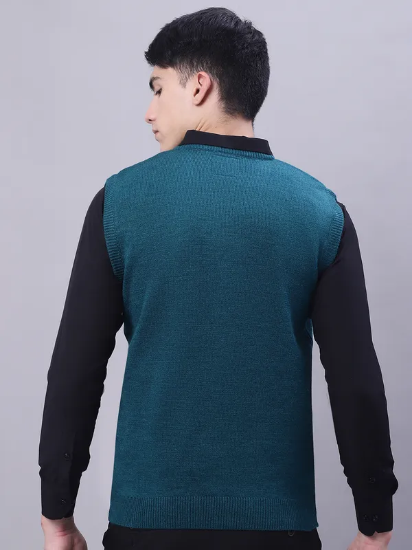 Men_Acrylic_Blend_V_Neck_Sleeveless_Sweater