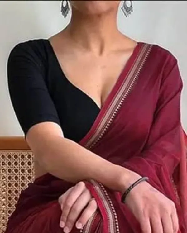 Elegant_Ma_Mroonarayanapet_Cotton_Saree_with_Blouse_Piece_-_Timeless_Tradition"