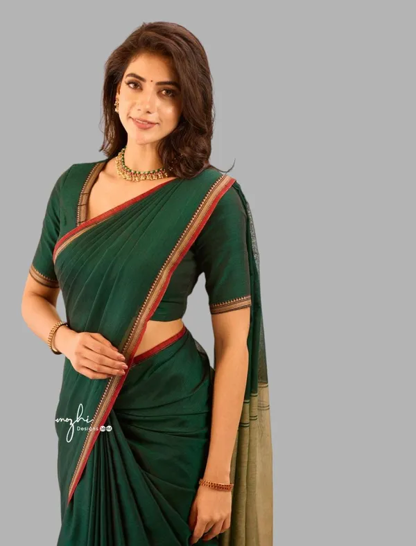 Elegant_Green_Narayanapet_Cotton_Saree_with_Blouse_Piece_-_Timeless_Tradition"
